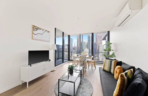 Melbourne Central Business District Apartment | Apt Near Southern Cross, City Views, FREE Parking