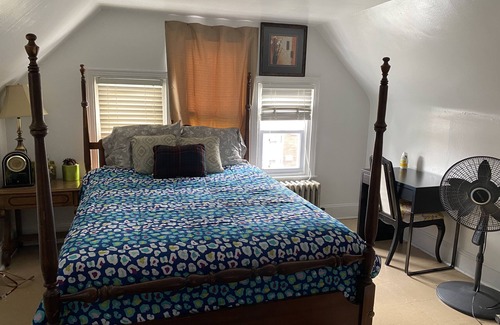 Olney-Oak Lane Apartment | Apt near Temple, St. Christ, Jean, Abington