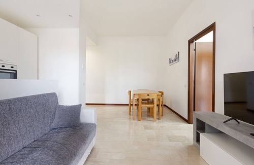 Precotto Apartment | APT with terrace in Milan- Greco Pirelli!