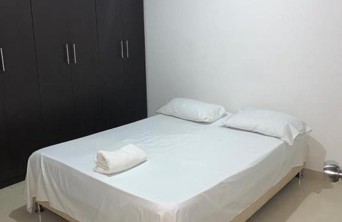 Valledupar Apartment | Apto de 3 habitaciones con ventilador y parqueadero comunal