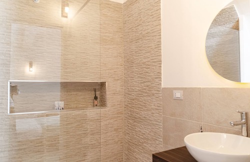 Adelfia Apartment | [ApuliaLux] ACA Luxury Suite with Jacuzzi