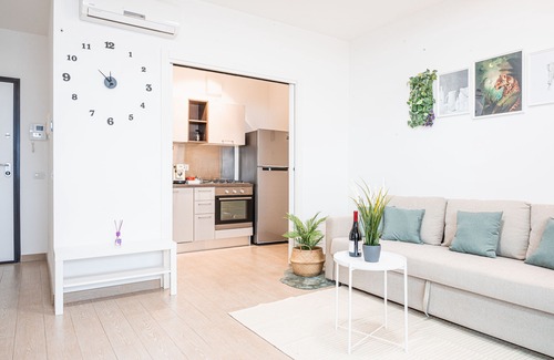 Municipio 2 Apartment | [ApuliaLux] Elegant Apt. with SPA & Free Parking