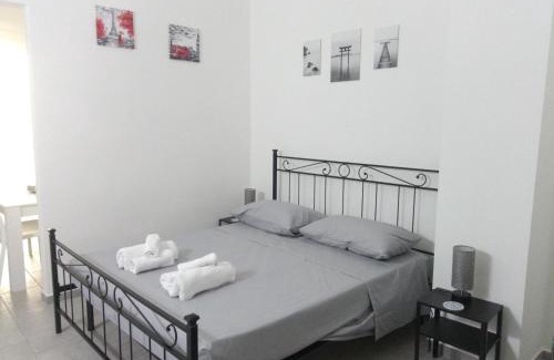 Molfetta House | Apulian Bluemoon House