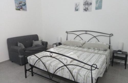 Molfetta House | Apulian Bluemoon House