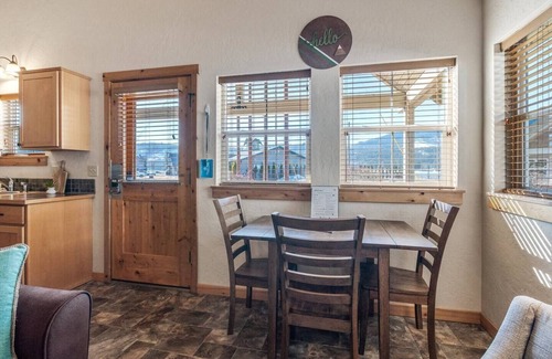 Dover Bay House | Aqua Duck - Courtyard Beach Bungalow