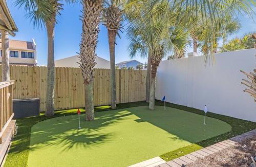 Frangista Beach House | Aqua Grande*HUGE Pool*Spa*Beach*Game Room*GolfCart*Beach Gear*Steps to Beach