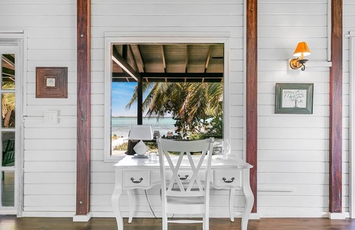 George Town House | Aqua Sound - Luxury Villa w/Private Pool, Beach and Dock