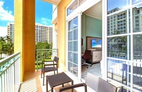 Key Biscayne House | Aquamarine by VIAC - Stunning Studio Apartment Sited @ The Ritz Carlton