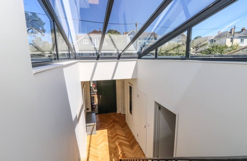 Cowes Cottage | Aquanaut