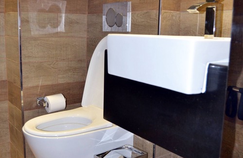 Gaborone Hotel | Aquarian Tide Hotel