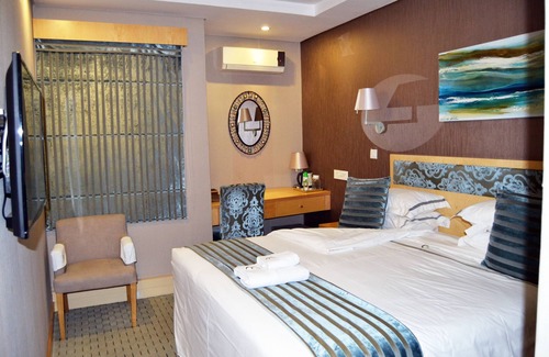 Gaborone Hotel | Aquarian Tide Hotel