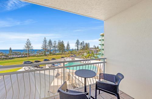 Alexandra Headland Apartment | Aquarius Resort