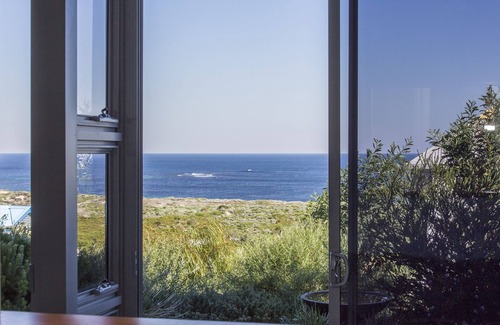 Prevelly Apartment | AQUATIC VISIONS SEA VIEW APARTMENT