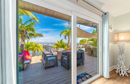 Stuart House | Aquatopia Resort: SideBySide Riverfront, steps2ocean, Pools/Docks/HotTubs & More