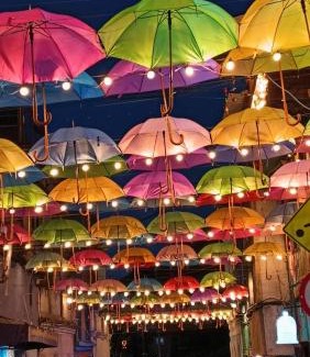 La Candelaria House | AQUI ME QUEDO here I Stay