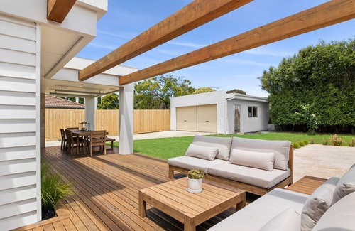 Torquay House | Aquilla by the Beach