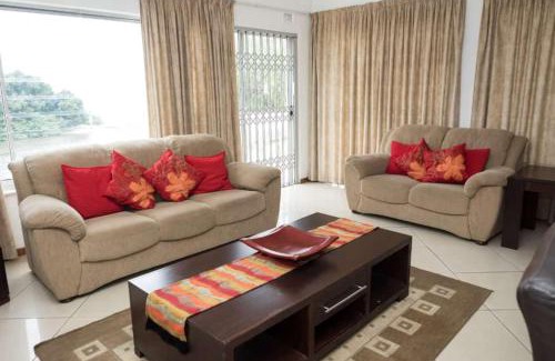 Margate Beach Villa | Arabella No. 2