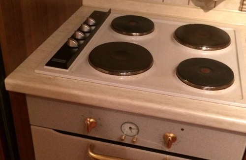 Arachova House | Arachova boutique office suite-Ski Stay 3 & get 1 free