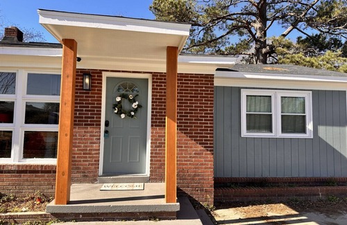 Rosewood House | Aralia-5Min. to Williams-Brice/10Min. to Ft.Jackson