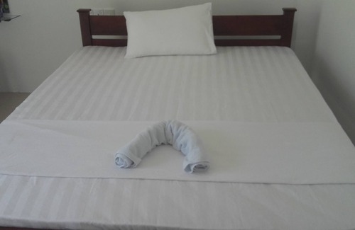 Negombo Bed & Breakfast | Araliyawhitehouse in negombo city