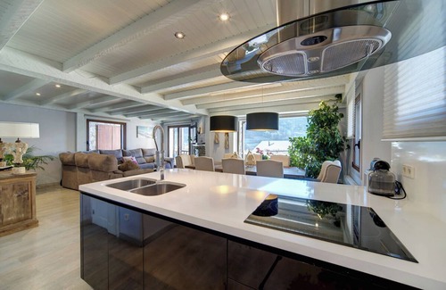 Pujo House | ARANESE HOUSE, A MIX OF RUSTIC AND MODERN STYLE NEAR BAQUEIRA by ETH FLÒC