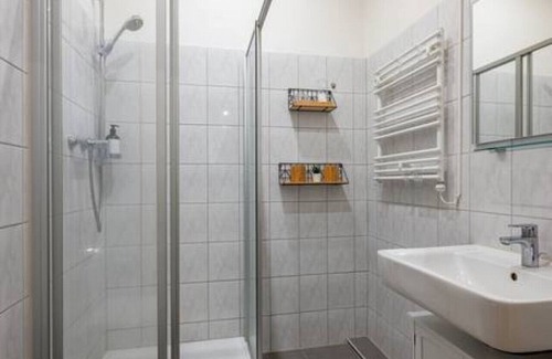 Zentrum-Ost Apartment | Arbio I Retro Apart in Leipzig