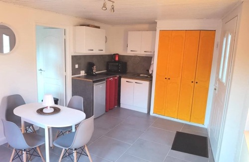 Arbois House | Arbois - CHEZ Inès - riverside