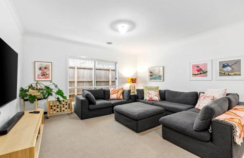 Point Lonsdale House | Arbroath
