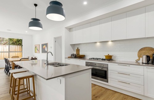 Point Lonsdale House | Arbroath - Point Lonsdale