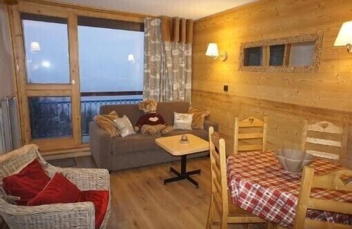 Arc-1800 Apartment | Arc 1800, beautiful apartment for 5 people, chalet style, superb south west view, departure from the slopes