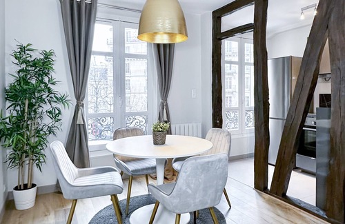 Ternes Apartment | Arc de Triomphe - Apartment for 4 people