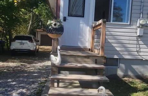 Innisfil Cottage | ARCA Cozy Cabin-Innisfil Beach