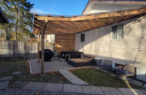 Innisfil Cottage | ARCA Cozy Cabin-Innisfil Beach