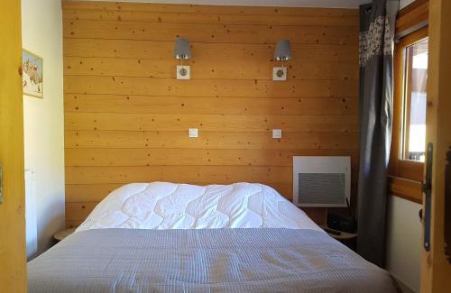 Doucy-Combelouviere Apartment | Arcades-48- Studio pied des pistes-3 pers