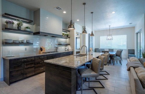 Santa Clara House | Arcadia 2 | Private Hot Tub * Poolside Location * Sleeps 20