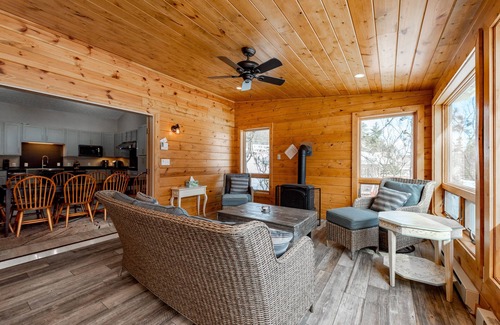 McHenry House | Arcadia: Lakefront, Ski Area, Private Dock, Hot Tub, Covered Gazebo!