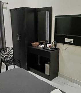 Varanasi Hostel | Archana Home Stay