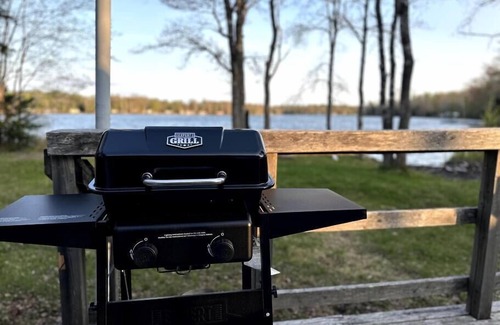 Kings County Cabin | Archie's Lakeside Cabin