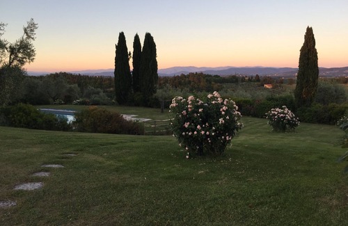 San Casciano in Val di Pesa Villa | Archipettoli - a historical manor house with stunning panoramic views