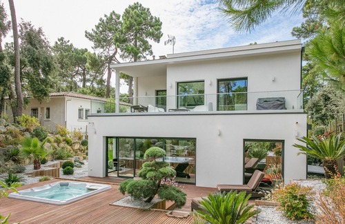 Saint-Georges-de-Didonne Villa | Architect-designed villa with SPA, 5 minutes from the beach!