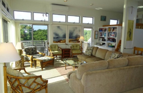 North Truro House | Architect Designed home/Private sub-Division/Private Cape Bay Beach Access