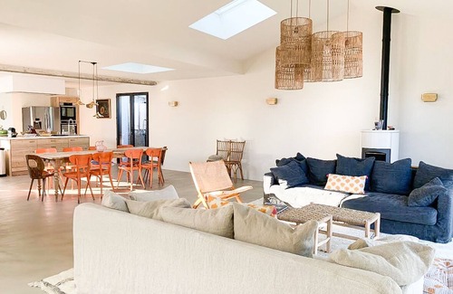 Dolus-d'Oleron House | Architect's house Terrace and patio, town center, quiet shops and beaches