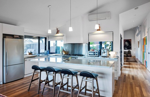 St. Kilda East House | Architectural Apartment, in the heart of St Kilda East close to Melbourne CBD.