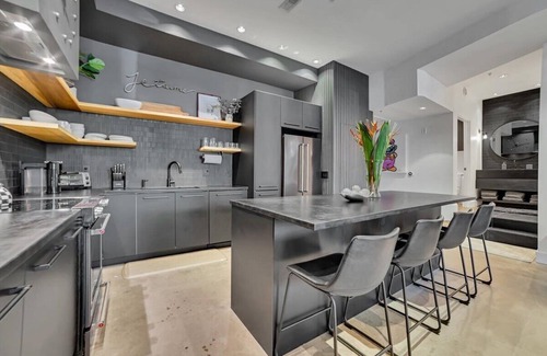 South Scottsdale Condo | Architectural Digest Condo in Old Town Scottsdale Entertainment District
