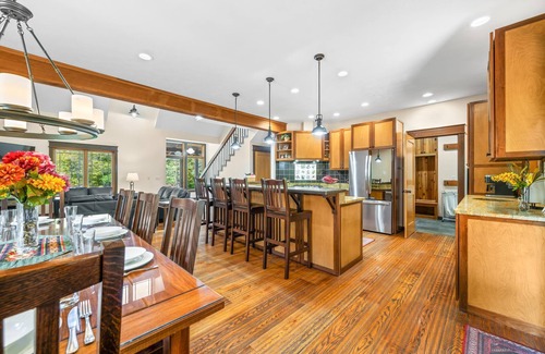 Nashville Cabin | Architectural gem, hot tub 1.5 miles from Nashville.