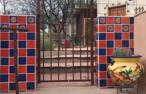 Patagonia Cottage | Architectural Gem in Patagonia, AZnPrivate 1-bedroom cottage with great views