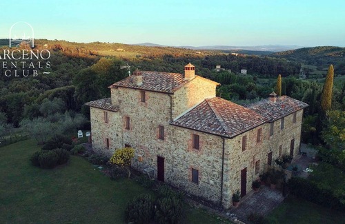 Castelnuovo Berardenga Apartment | Arco al Poggio, Arceno Rentals Club, Spacious Chianti Apt, Pool, Concierge, WiFi