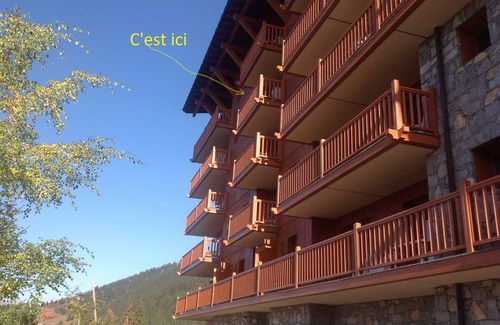 Arc-1800 Apartment | Arcs 1800: Apart. comfortable, swimming pool, ski-in ski-out, garage, view Mont-Blanc
