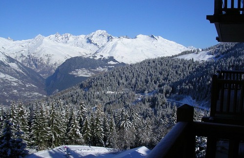Arc-1800 Apartment | Arcs 1800: Apart. comfortable, swimming pool, ski-in ski-out, garage, view Mont-Blanc