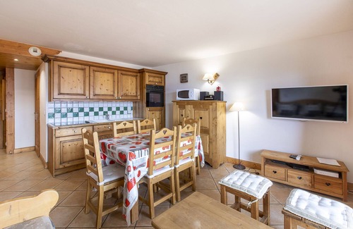 Arc-1800 Apartment | Arcs 1800, In RESIDENCE DE STANDING T3 6p. swimming pool, ski-in/ski-out dep/stop